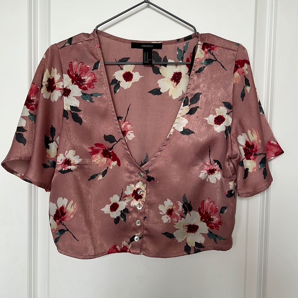 FOREVER 21 cropped floral top